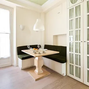 https://corso-vercelli-elegant-apartment.it-lombardy.com